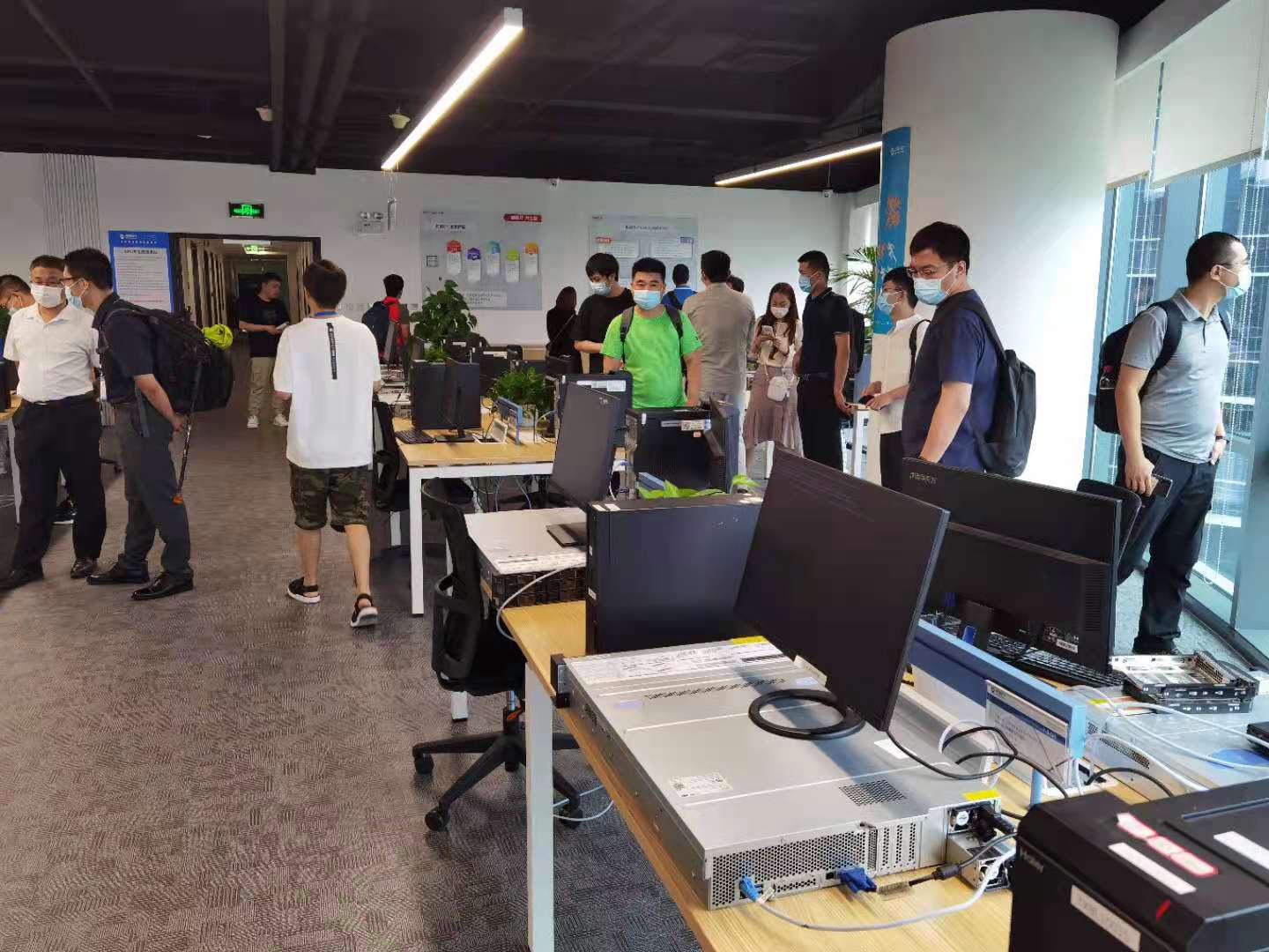 图片关键词